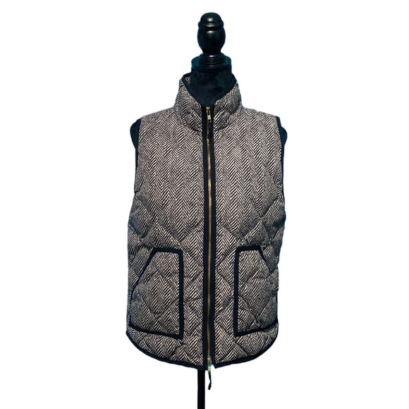 J. Crew Jackets & Blazers - J. Crew Olive Green Quilted Herringbone Puffer Vest - Size Medium